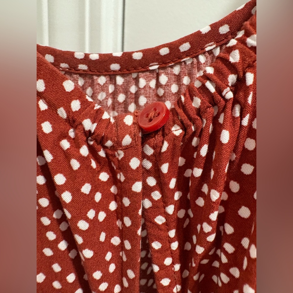 Old Navy Red Clay Dot Surplice-Back Romper with Pockets - Picture 7 of 9